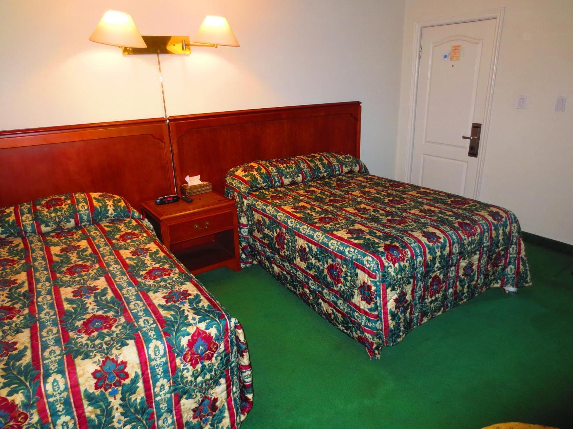Canadiana Motel Hanover Luaran gambar