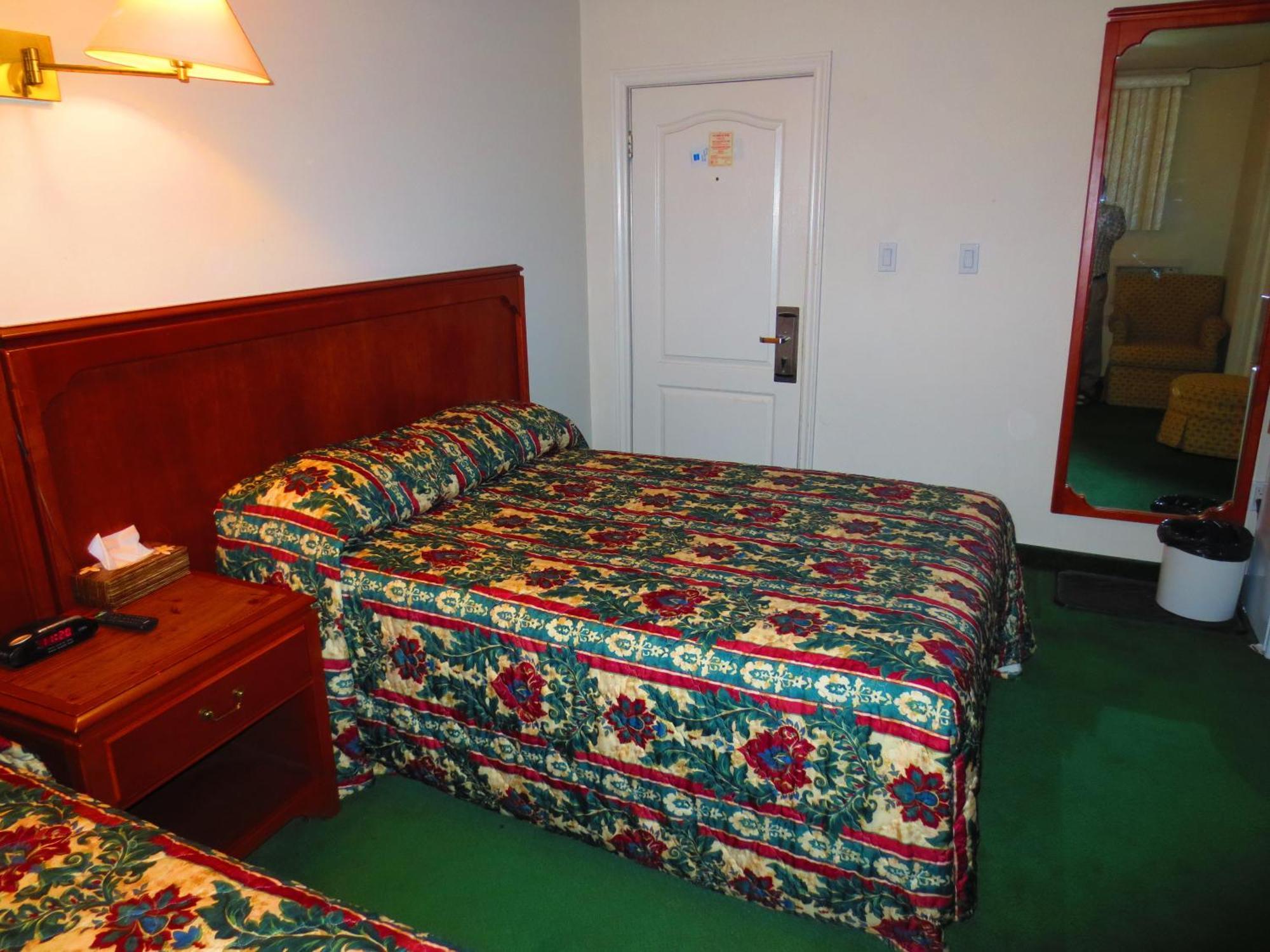 Canadiana Motel Hanover Luaran gambar