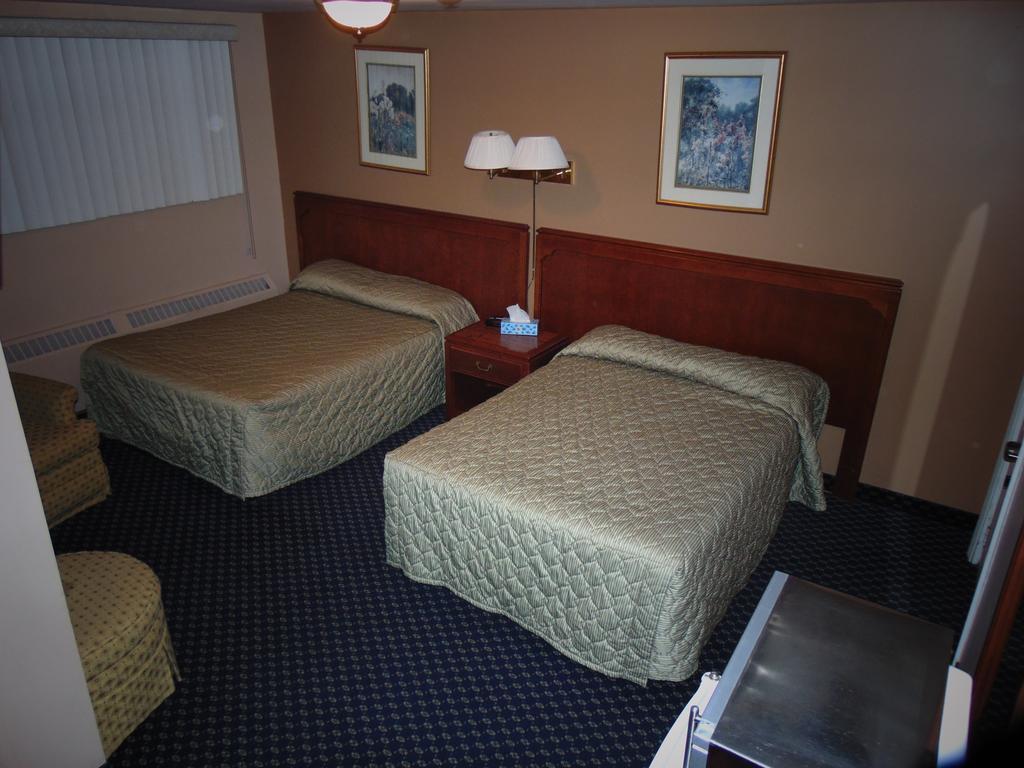 Canadiana Motel Hanover Luaran gambar